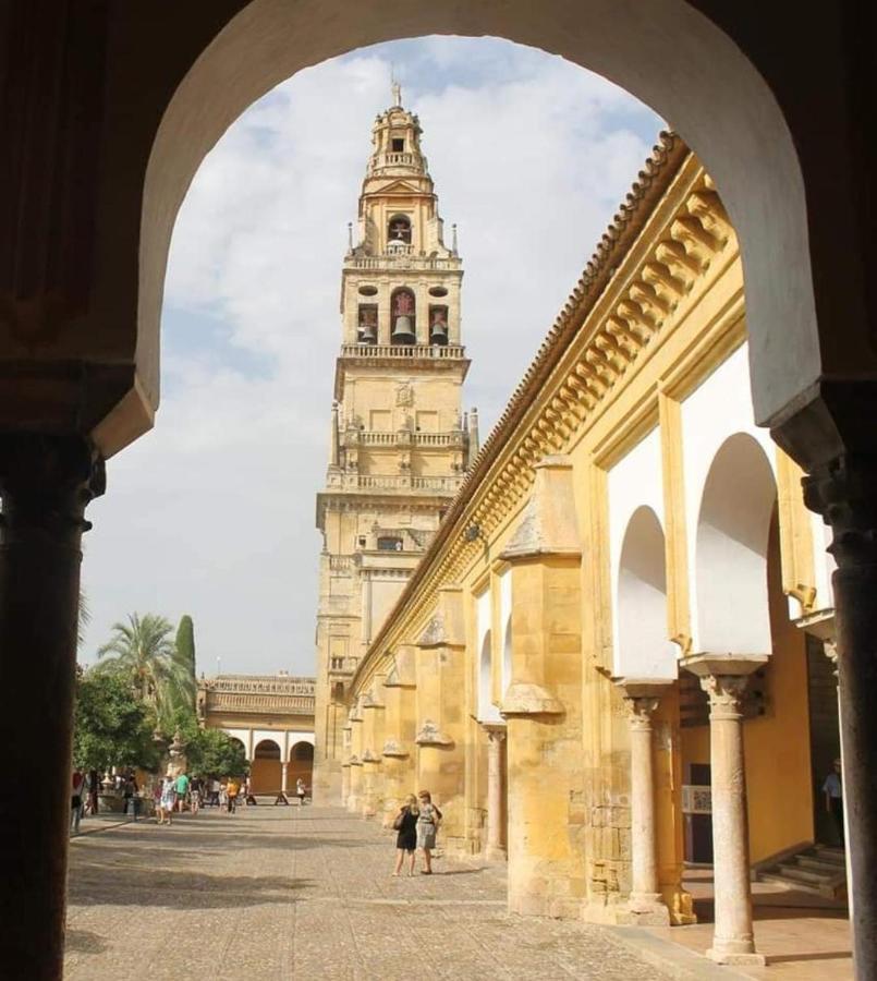 A 20 Metros De La MEZQUITA CATEDRAL ,APARTAMENTOS TURISTICO CESPEDES 5 Córdoba Exterior foto