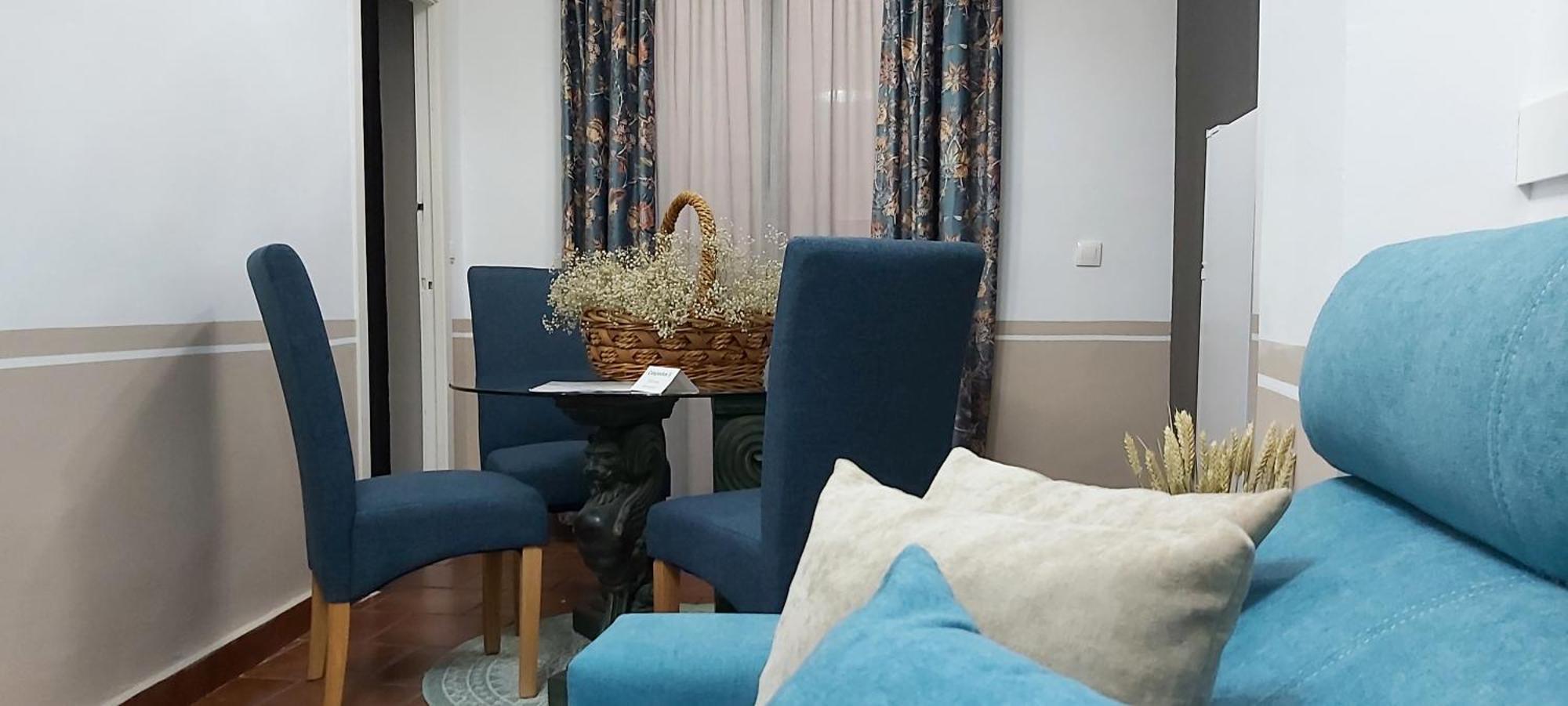 A 20 Metros De La MEZQUITA CATEDRAL ,APARTAMENTOS TURISTICO CESPEDES 5 Córdoba Quarto foto